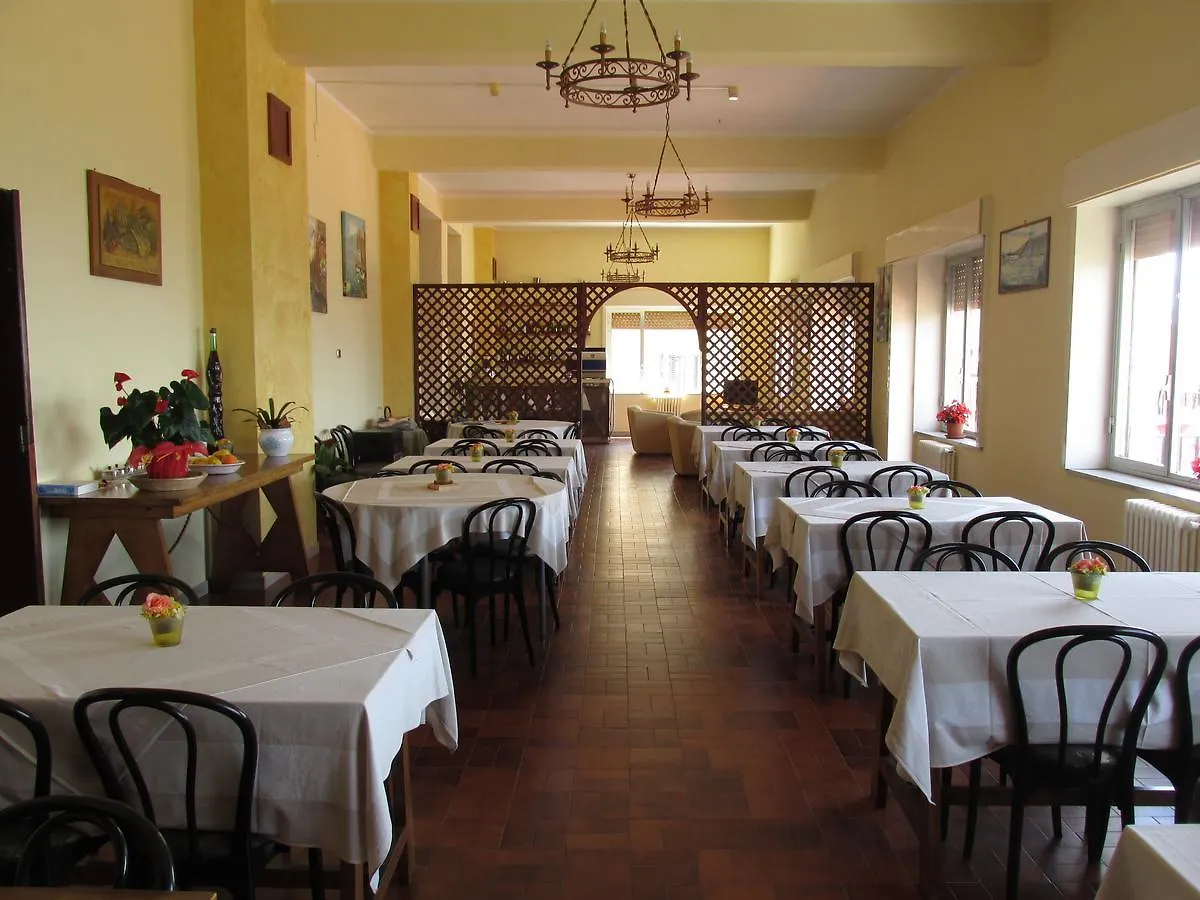 Hotel Panorama Di Sicilia كاستلمولا